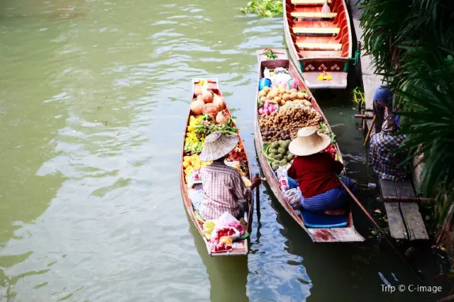 10 Popular Floating Markets To Visit Near Bangkok