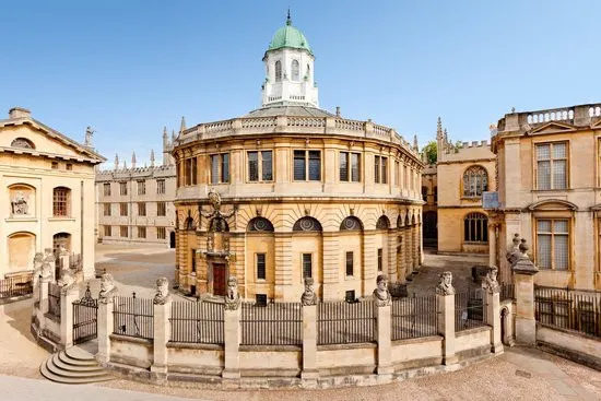 Visiting Oxford City? These 12 Places Should Not Be Missed!