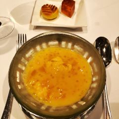 LUNG KING HEEN User Photo