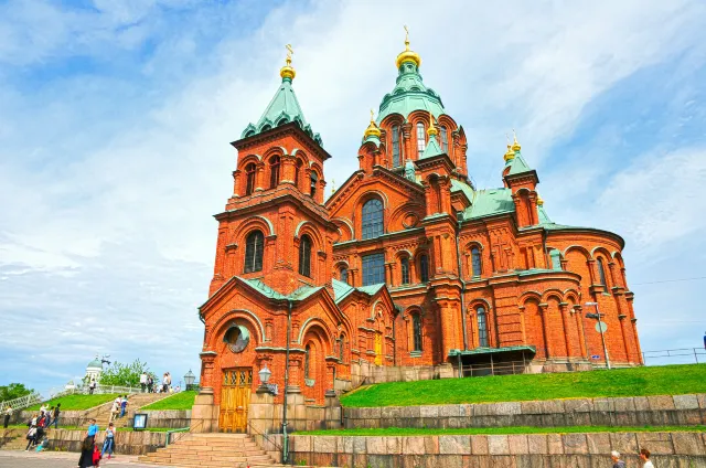 A Guide to Helsinki's Many Churches