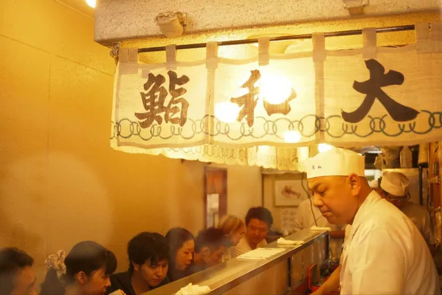 A Guide to Tokyo's Ginza and the Tsukiji Outer Market