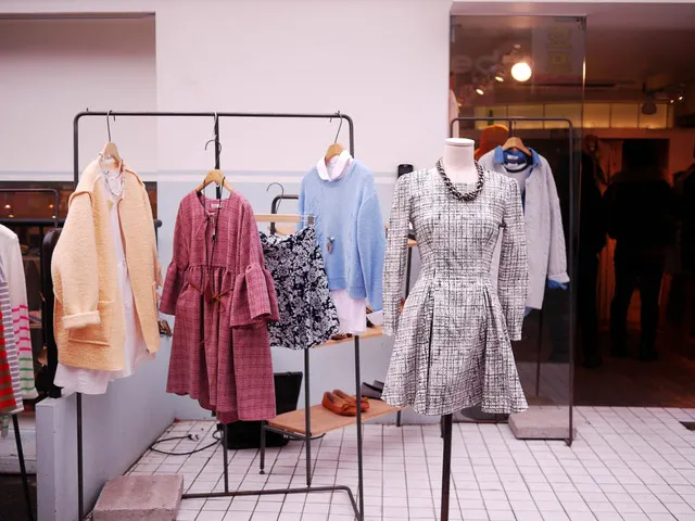 Seoul's 8 Top Commercial Areas That the Shopper in You Won't Want to Miss