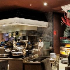 荣誉国际酒店·云顶旋转餐厅 User Photo