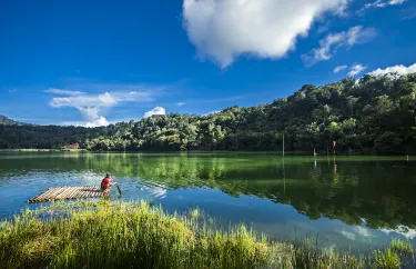 Linow Lake