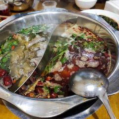 黄氏烫皮牛肉火锅(香江半岛店) User Photo