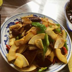 齐云山涌泉楼 User Photo