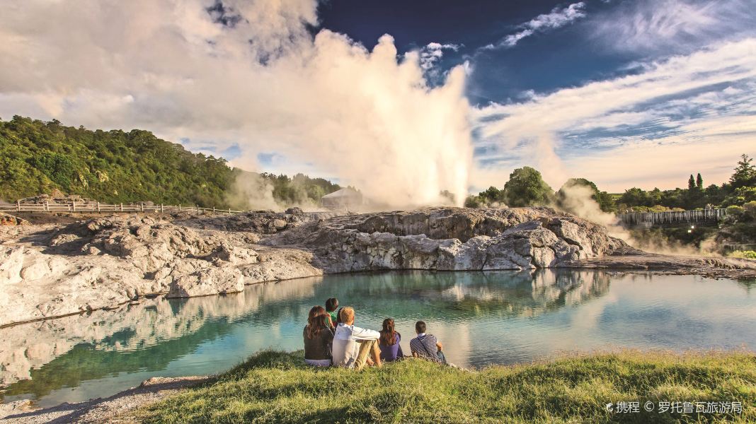 Xishuangbanna to Rotorua Flights