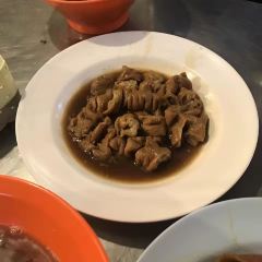 Chang Phueak Pork Leg Rice User Photo