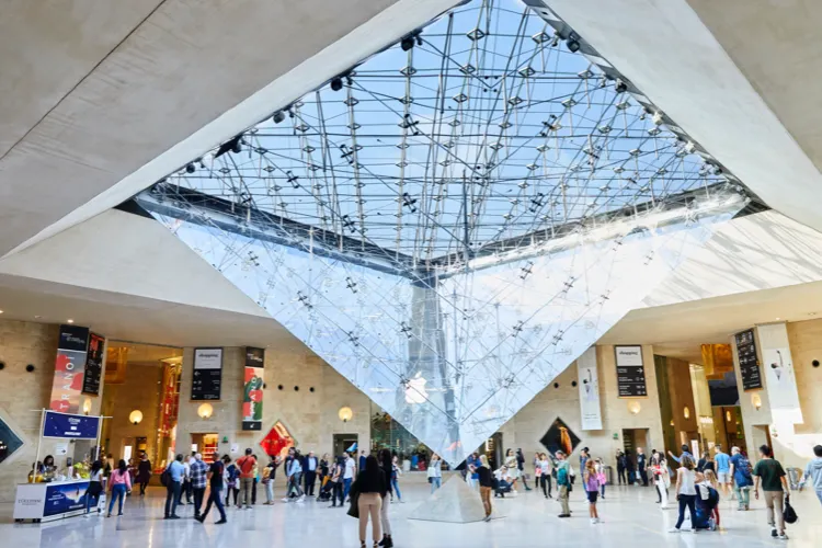 Shopping itineraries in Carrousel du Louvre in December (updated in 2023) -  Trip.com