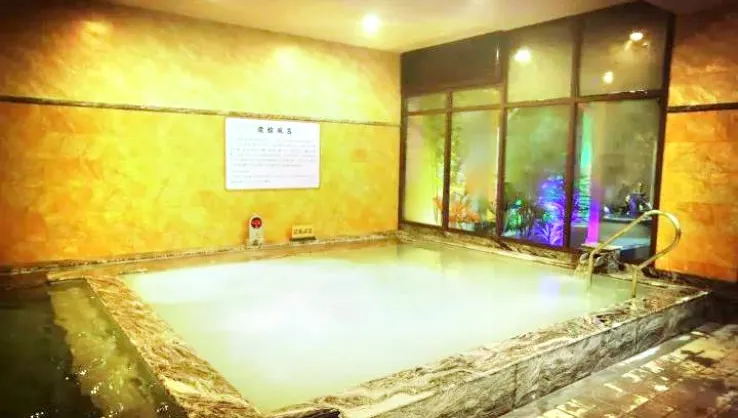Hot Springs Attractions