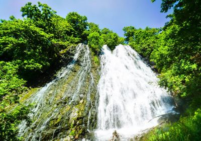 Oshinkoshin Waterfall
