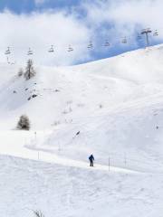 懸壁長城四季滑雪場