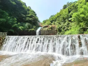 Shihai Dongxiang (Stone Sea & Land of Caves)