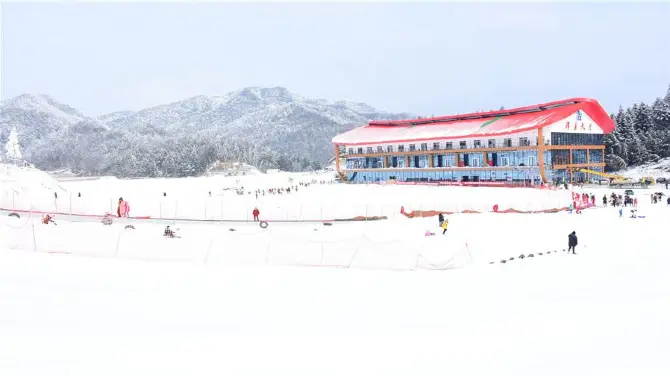 石柱天山國際滑雪場