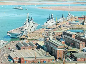 ポーツマス海軍基地