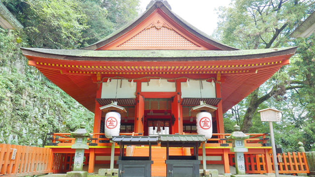 Izutama Shrine
