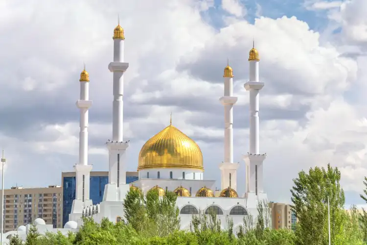 Hotels near Nur Astana Mosque