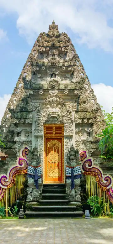 鄰近烏布皇宮的酒店