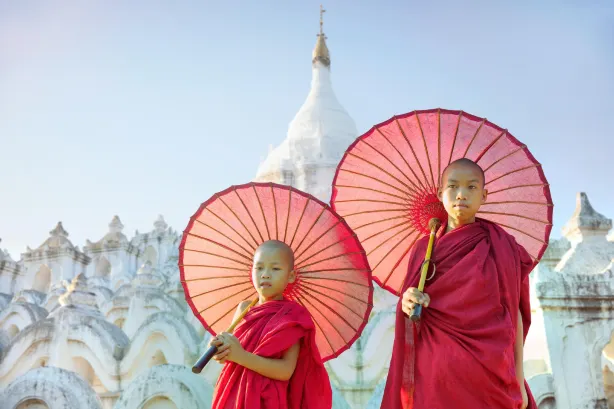 신쀼메 파고다 (Hsinbyume Pagoda)
