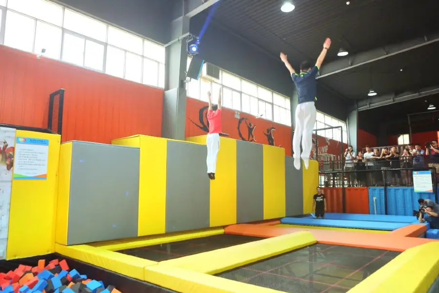 Happy Island Trampoline Park (Hangzhou)