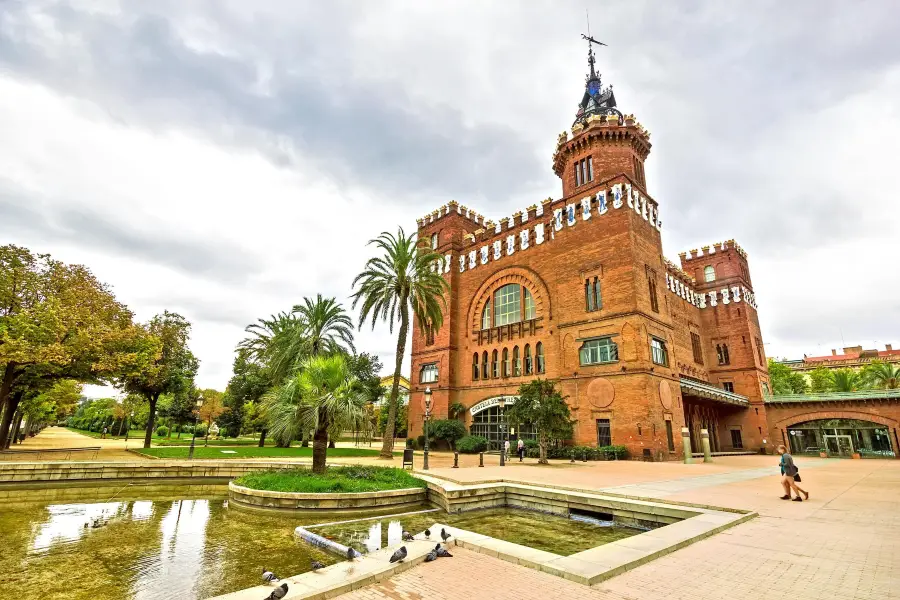 Castillo de los Tres Dragones