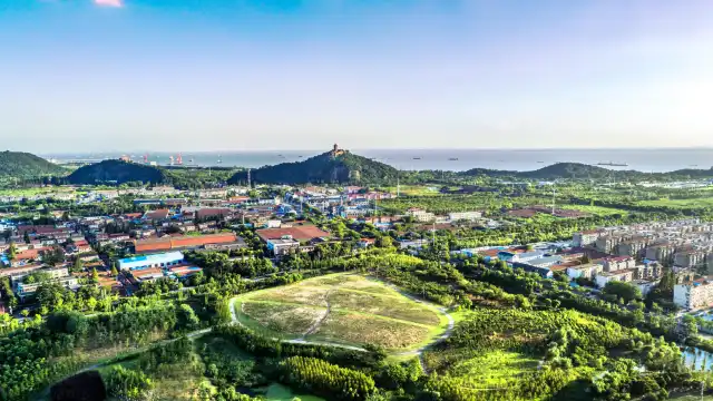 Hotels near Junshan Mountain