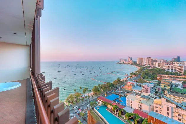 โรงแรมวิวทะเลในชลบุรี