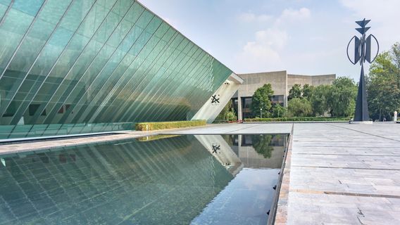 University Museum of Contemporary Art