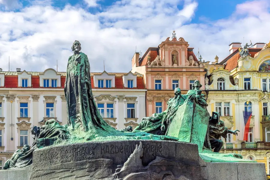 Monumento a Jan Hus