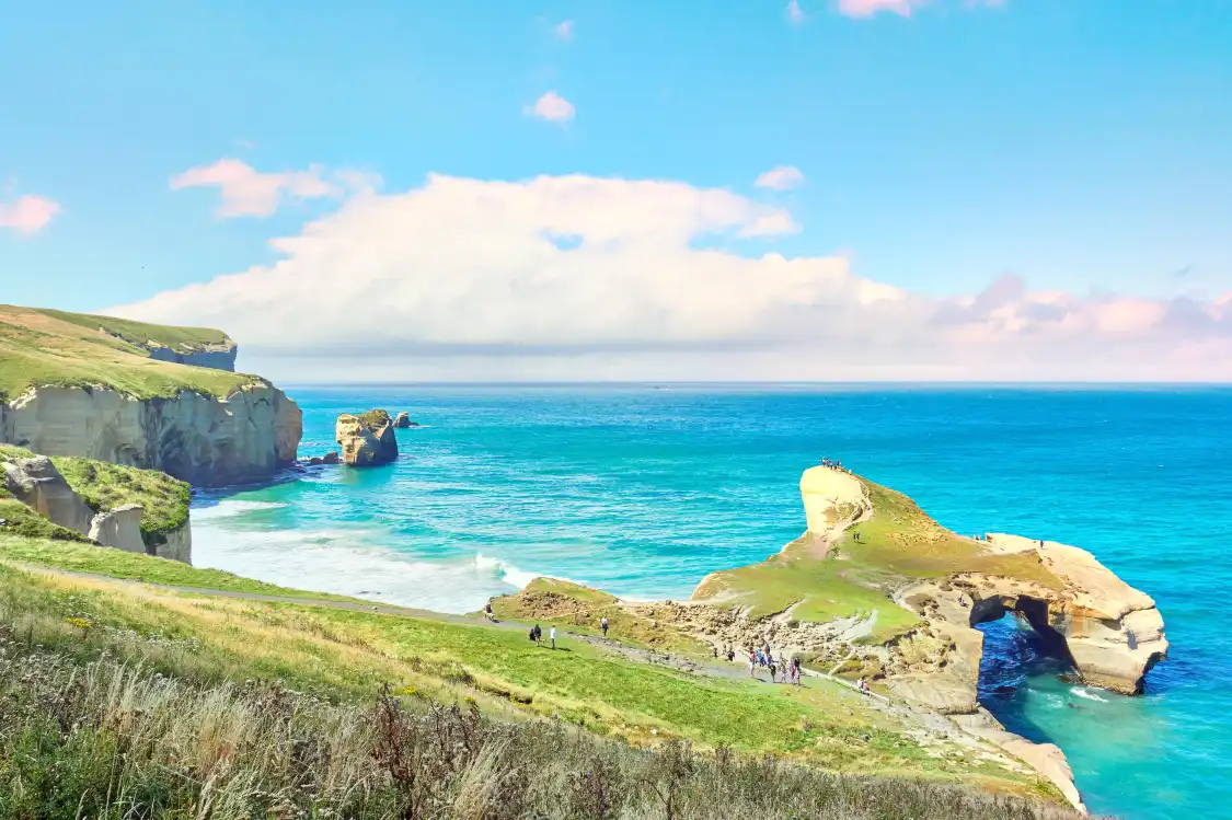 Các khách sạn gần Tunnel Beach Track