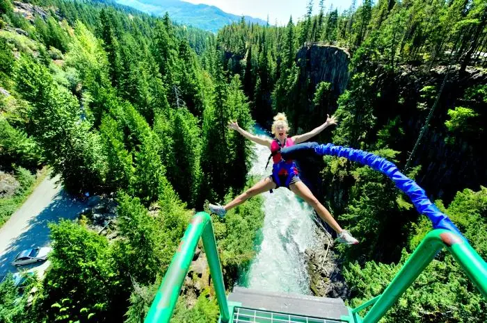 Whistler Bungee Office