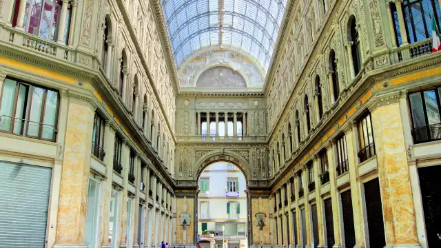 Hotels near Galleria Umberto I