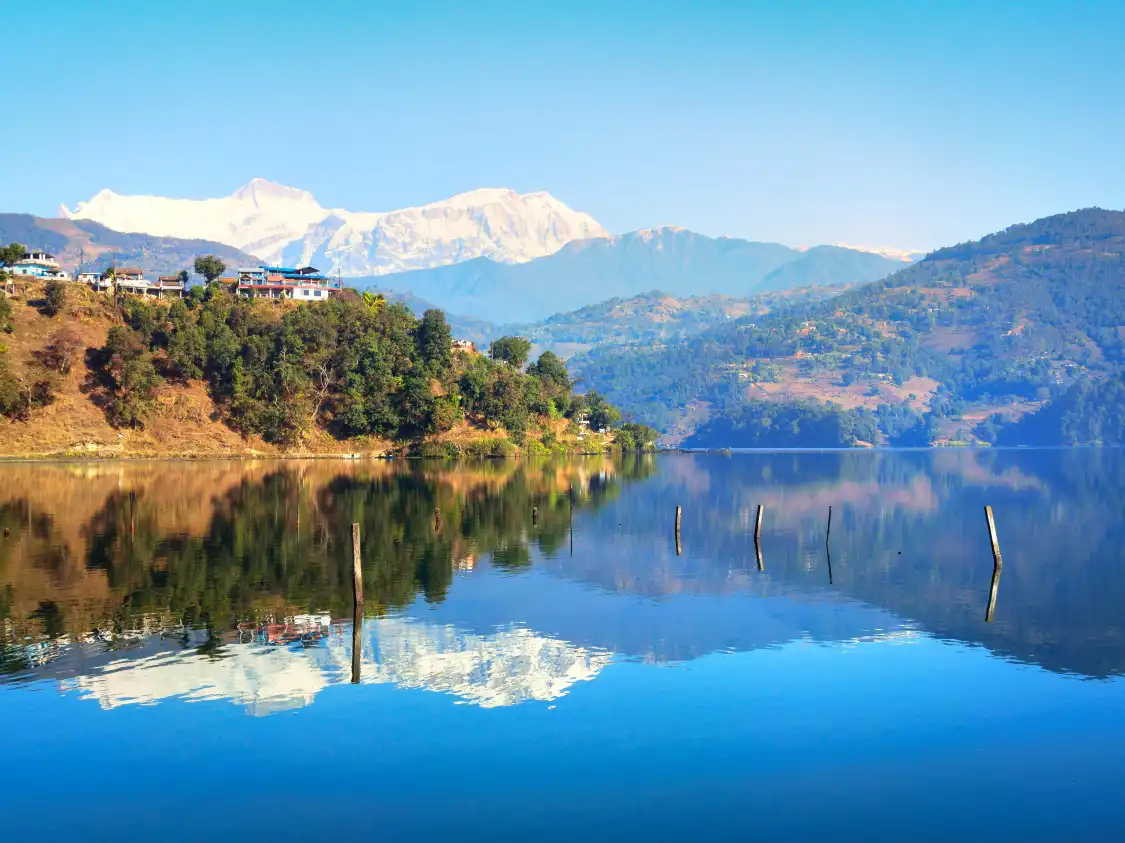 Hotels near Begnas Lake
