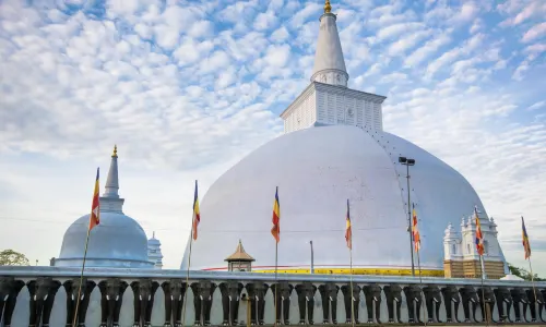 루완웰리 세야 사원