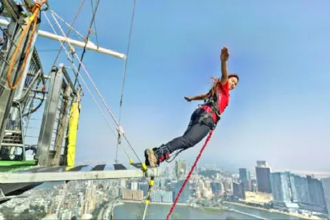 Bungee Jumping in Macau