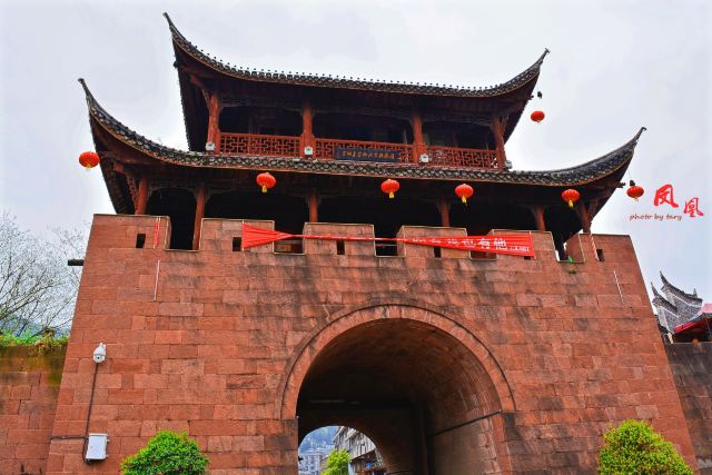 샹시둥먼청러우