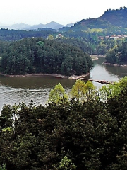 No.1 Floating Bridge, South Lake Scenic Area