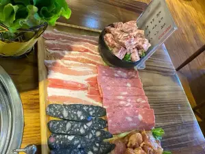 炭火干杯烤肉料理店(学院店)