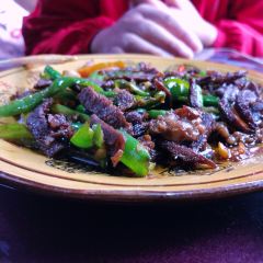 康定黑青稞庄园·新式藏餐·牦牛肉汤锅 여행 사진
