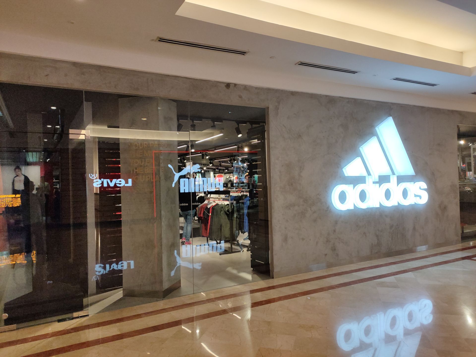 Shopping itineraries in Adidas Original(Suria KLCC) in  2023-06-17T17:00:00-07:00 (updated in 2023-06-17T17:00:00-07:00) - Trip.com