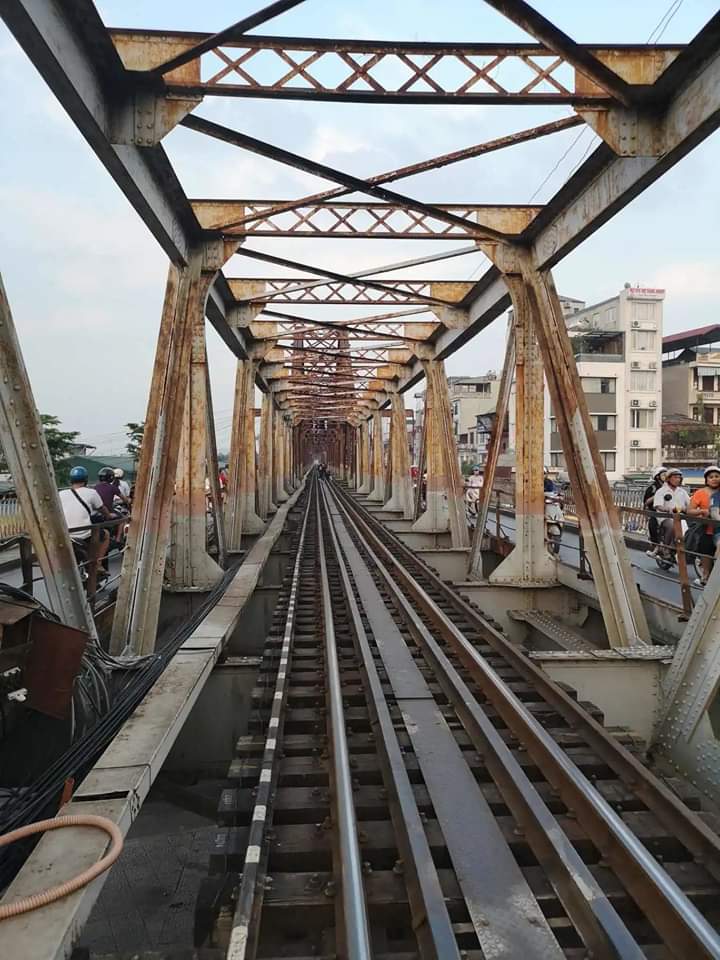 ハノイ ロンビエン橋 評判 案内 トリップドットコム ハノイ ロンビエン橋 評判 案内 トリップドットコム