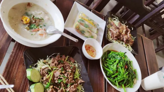 Sabaidee Pakse Restaurant