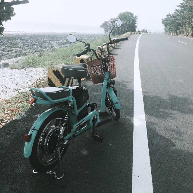 | #小島停留 · 小琉球 // 環島 | 銀光閃閃大海+清涼海風！
