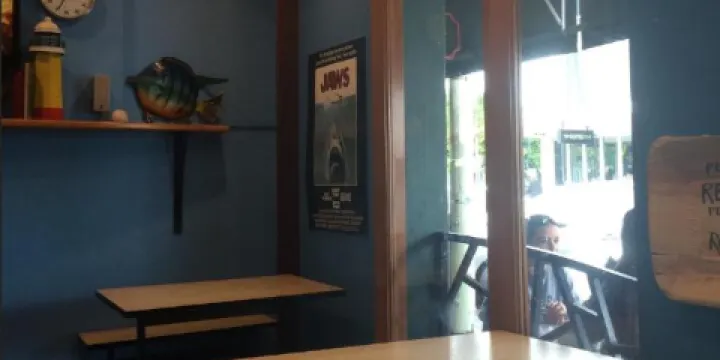 Fishmongers Cafe & Bar