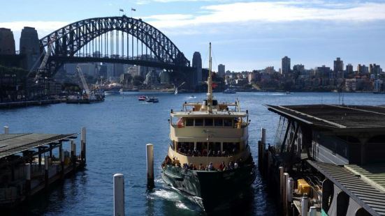 来澳洲不可不去SydneyHarbour，也是悉尼这座城市的