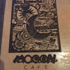 Mooon Cafe 여행 사진