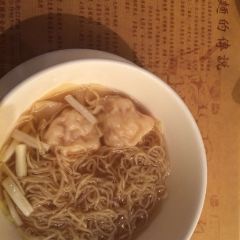 TASTY CONGEE & NOODLE WANTUN SHOP (IFC Branch) 여행 사진