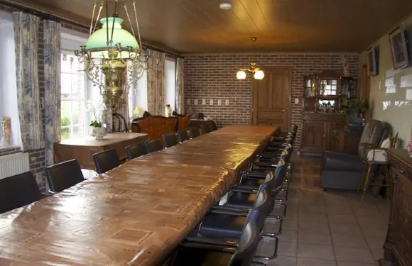 布里登斯蒂爾豪夫酒店