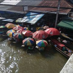 Amphawa Floating Market User Photo