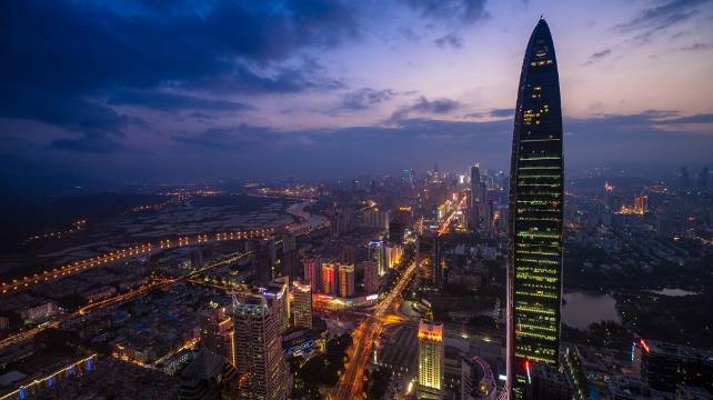 深圳金色海岸遊艇+中英街+地王觀光·深港之窗+大梅沙海濱公園一日遊